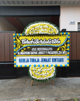 Papan Bunga Duka di Batahan
