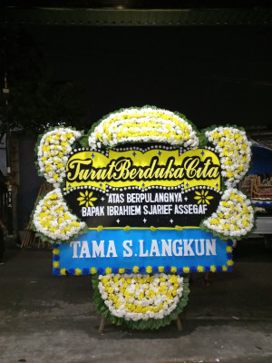 Papan Bunga Duka di Batahan